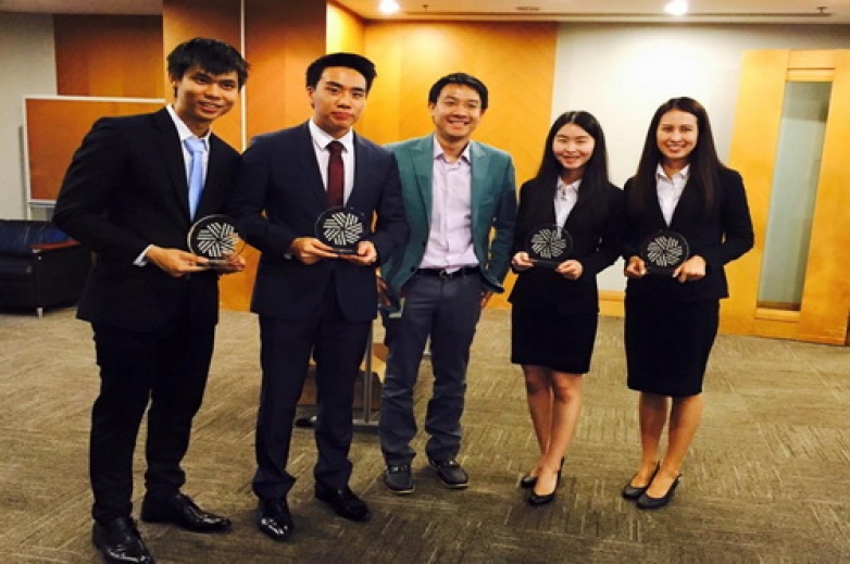 Chula team won first place in CFA Research Challenge 2015-16 (Thailand)