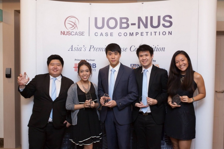Chula team (CST consulting) won the 2nd runner up at UOB-NUS case Competition in Singapore